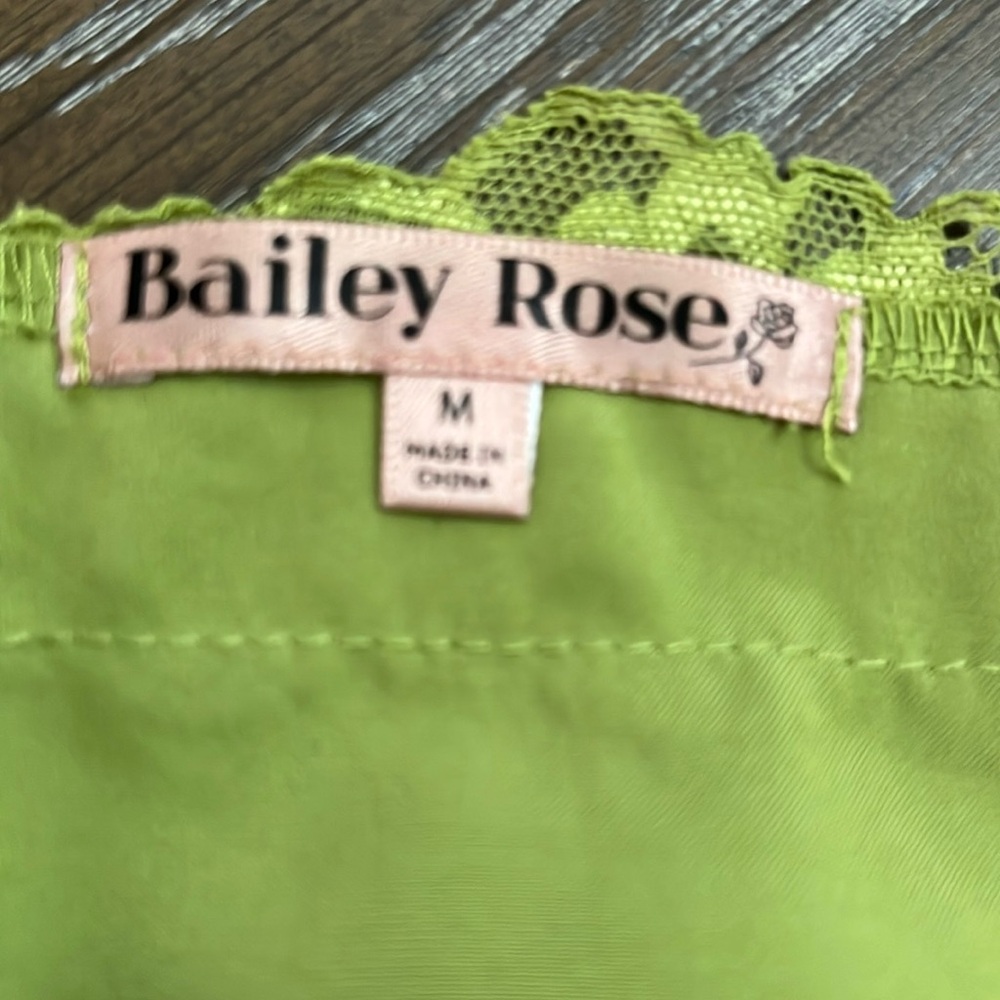 Bailey Rose green satin lace side open cami top Size M - Picture 15 of 17